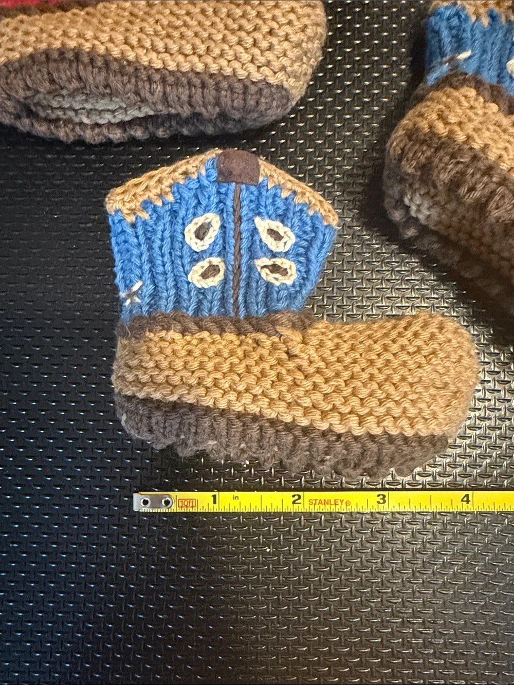 🤠Handmade Brown Knit baby cowboy boot style booties bundle - Blue and Red pairs